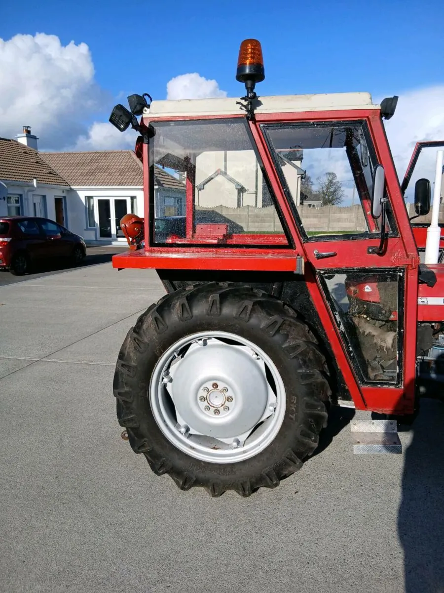 Longford cab - Image 1