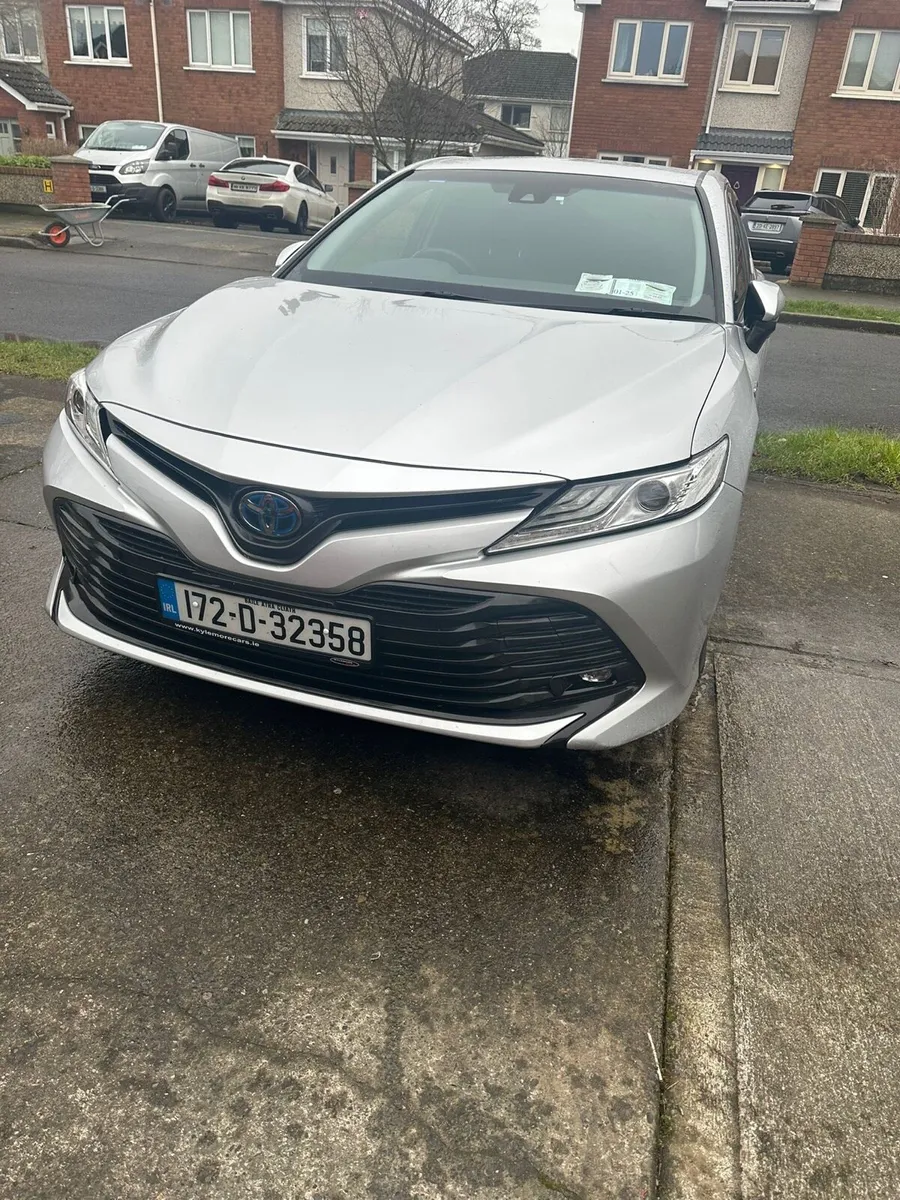 Toyota Camry 2017 - Image 1