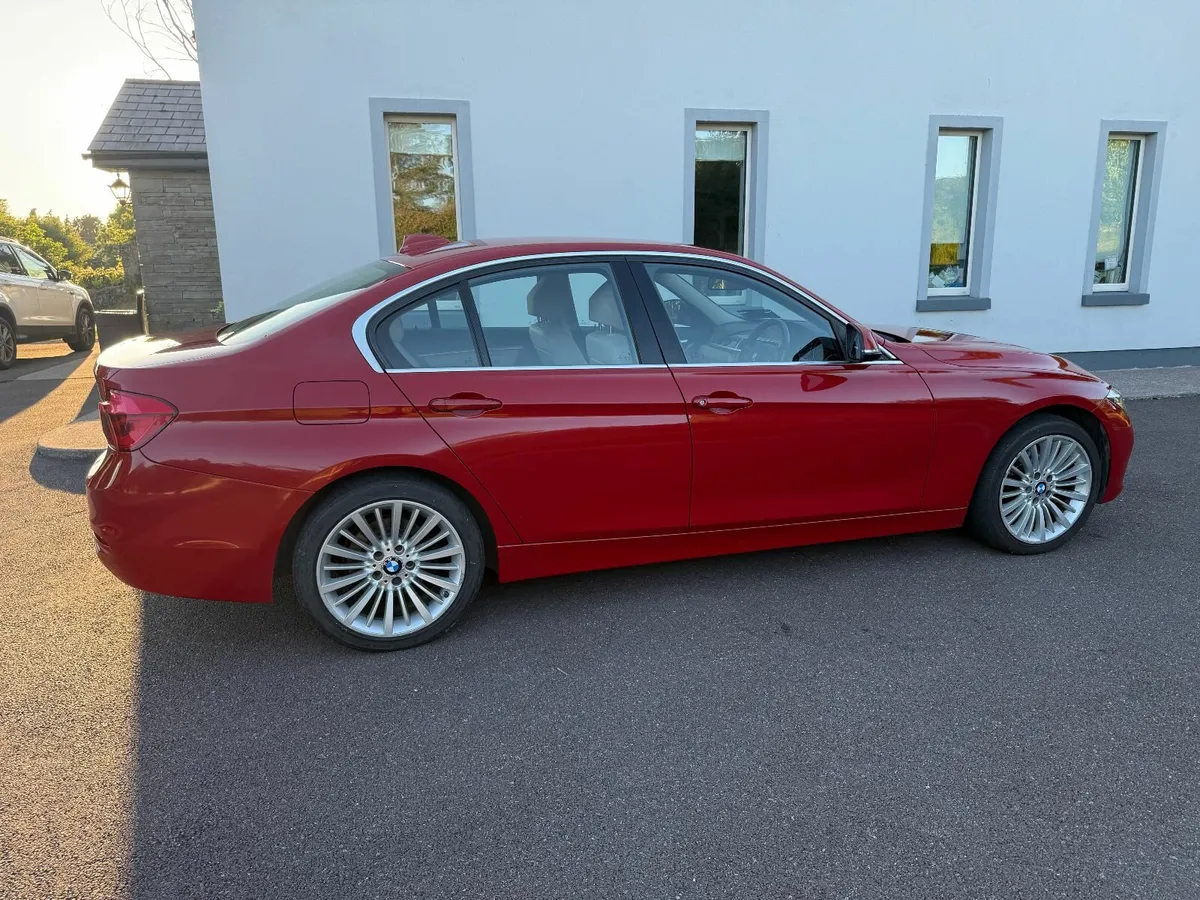 BMW 320D Luxury 3-Series 2016 automatic - Image 2