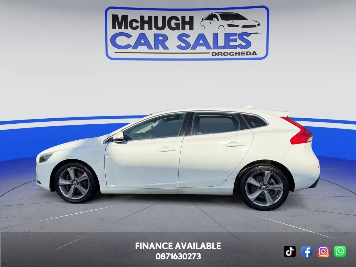 2014 Volvo V40 2014 Petrol 1.6 Automatic - Image 4