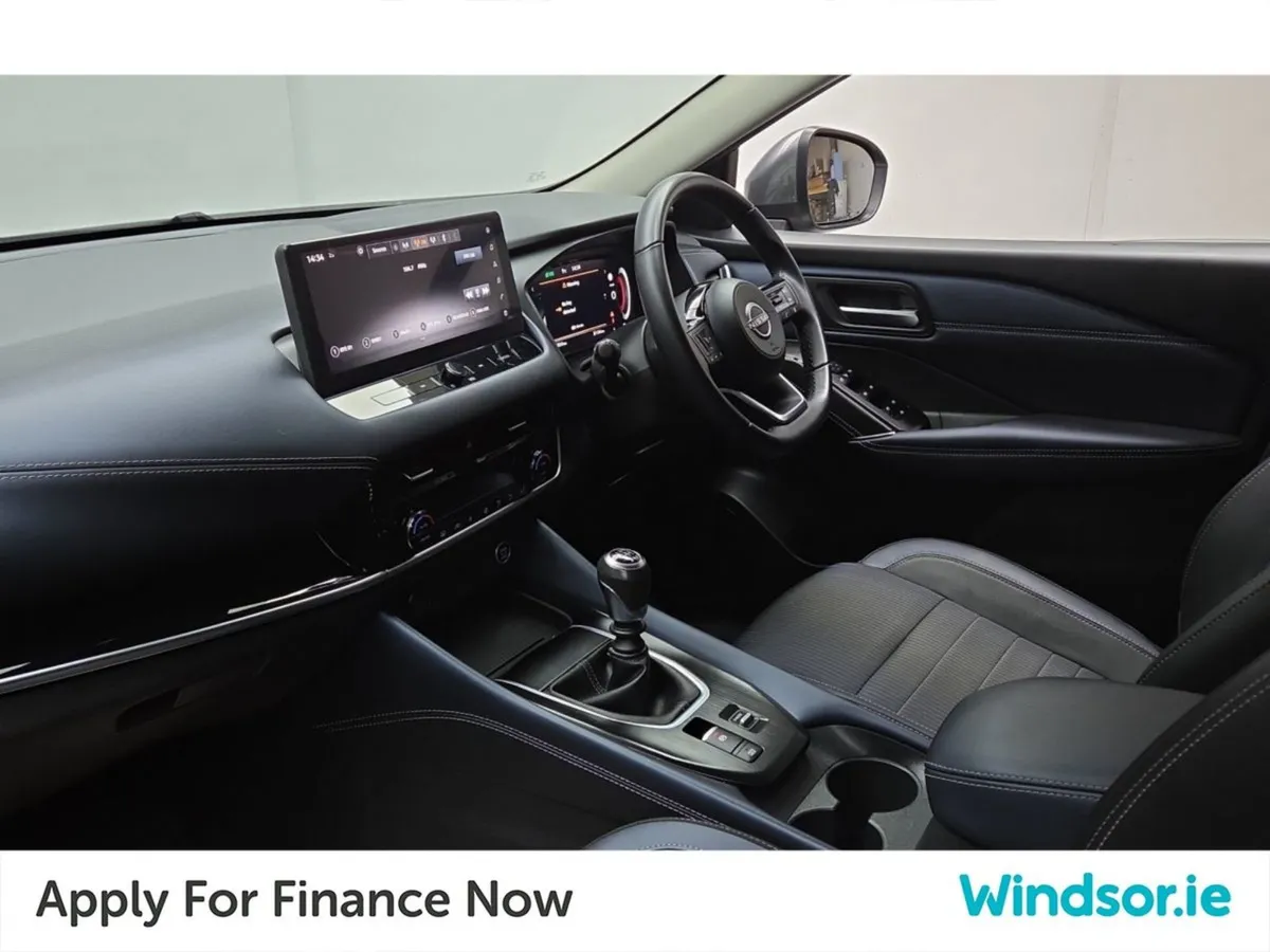 Nissan QASHQAI 1.3 PET Mild Hybrid SV Premium  sc - Image 4