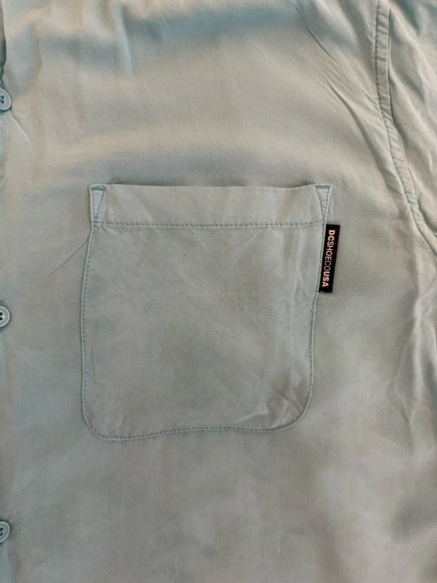 DC Shoes Men’s Medium Short Sleeve Shirt - Image 4