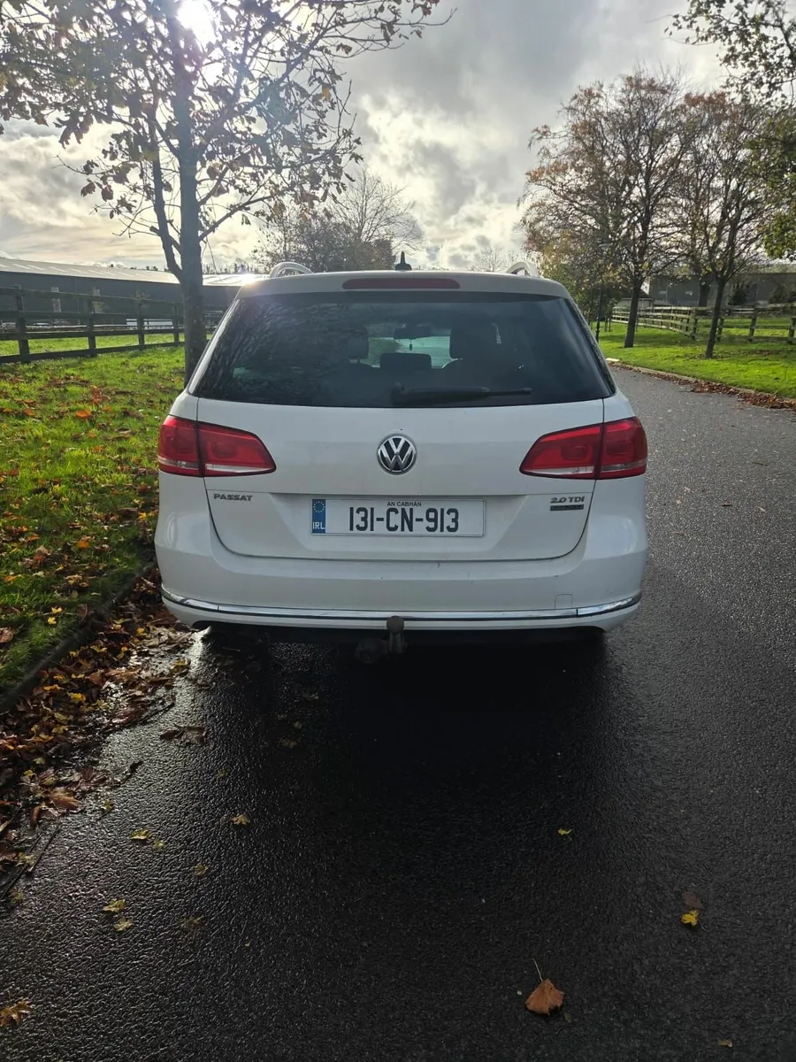Volkswagen Passat 2013 - Image 3
