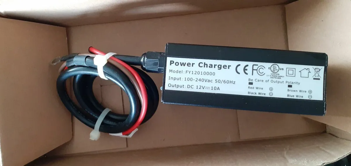 Charger - Leisure Battery - Image 2
