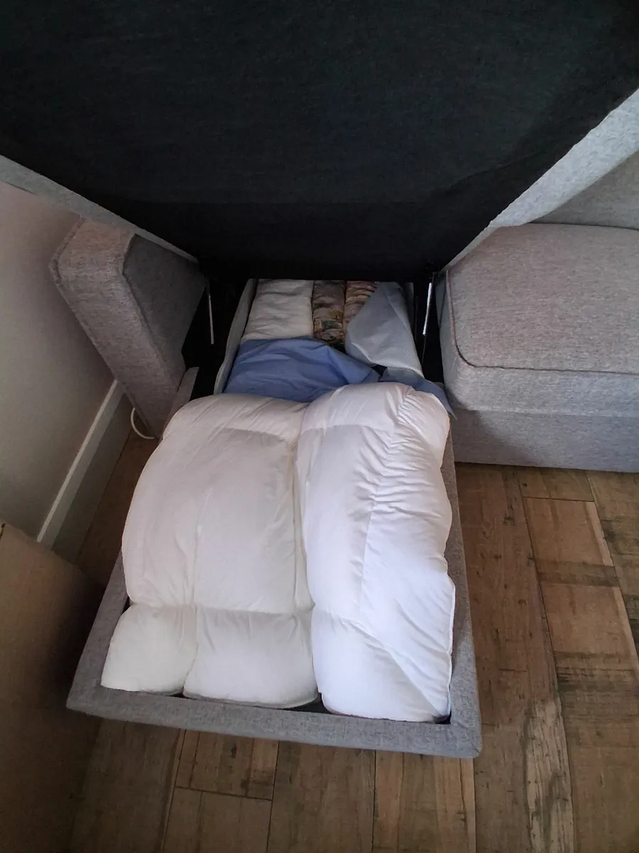 Sofabed - Image 3