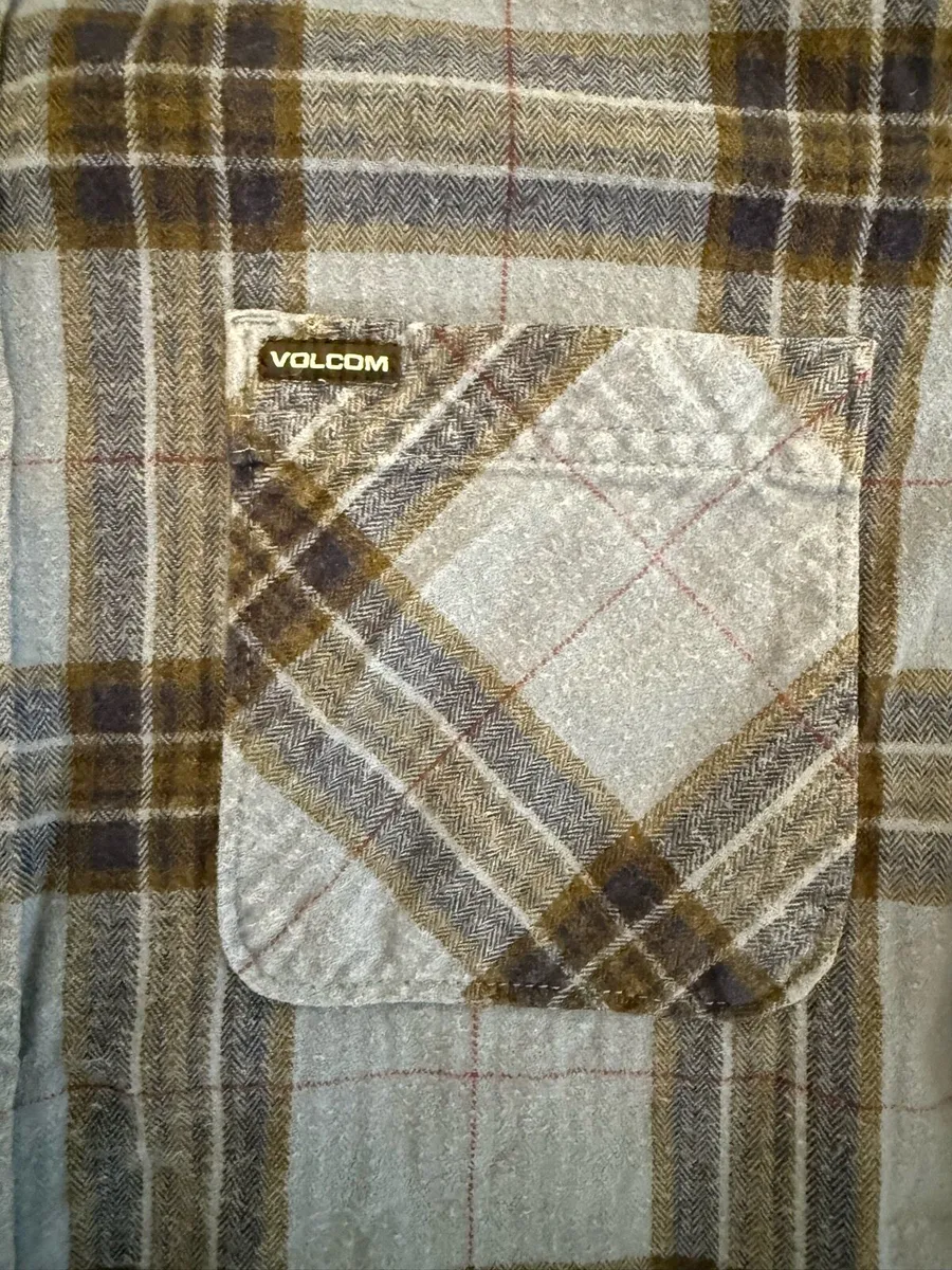 Volcom Men’s Blue Check shirt - great condition - Image 2