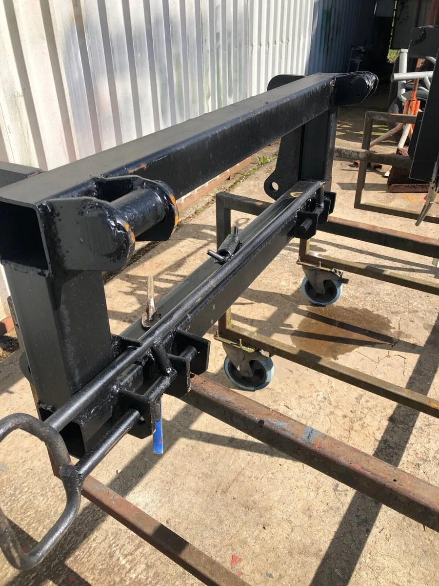 2 X Eurohitch Adapter - Image 3