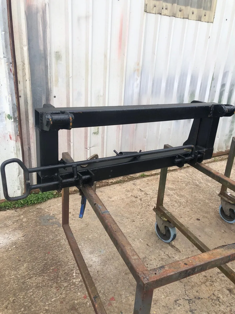 2 X Eurohitch Adapter - Image 4