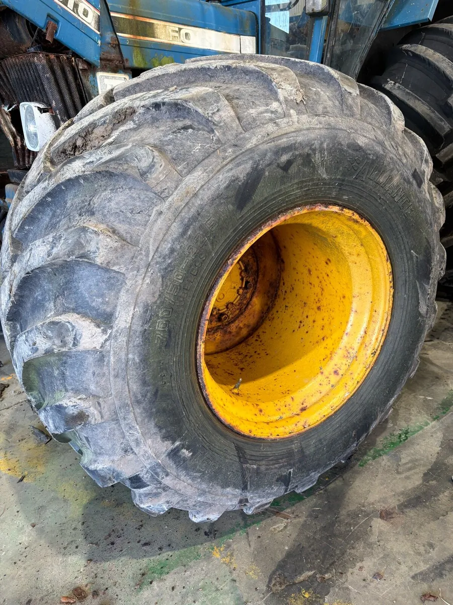 Tractor flotation wheels - Image 2
