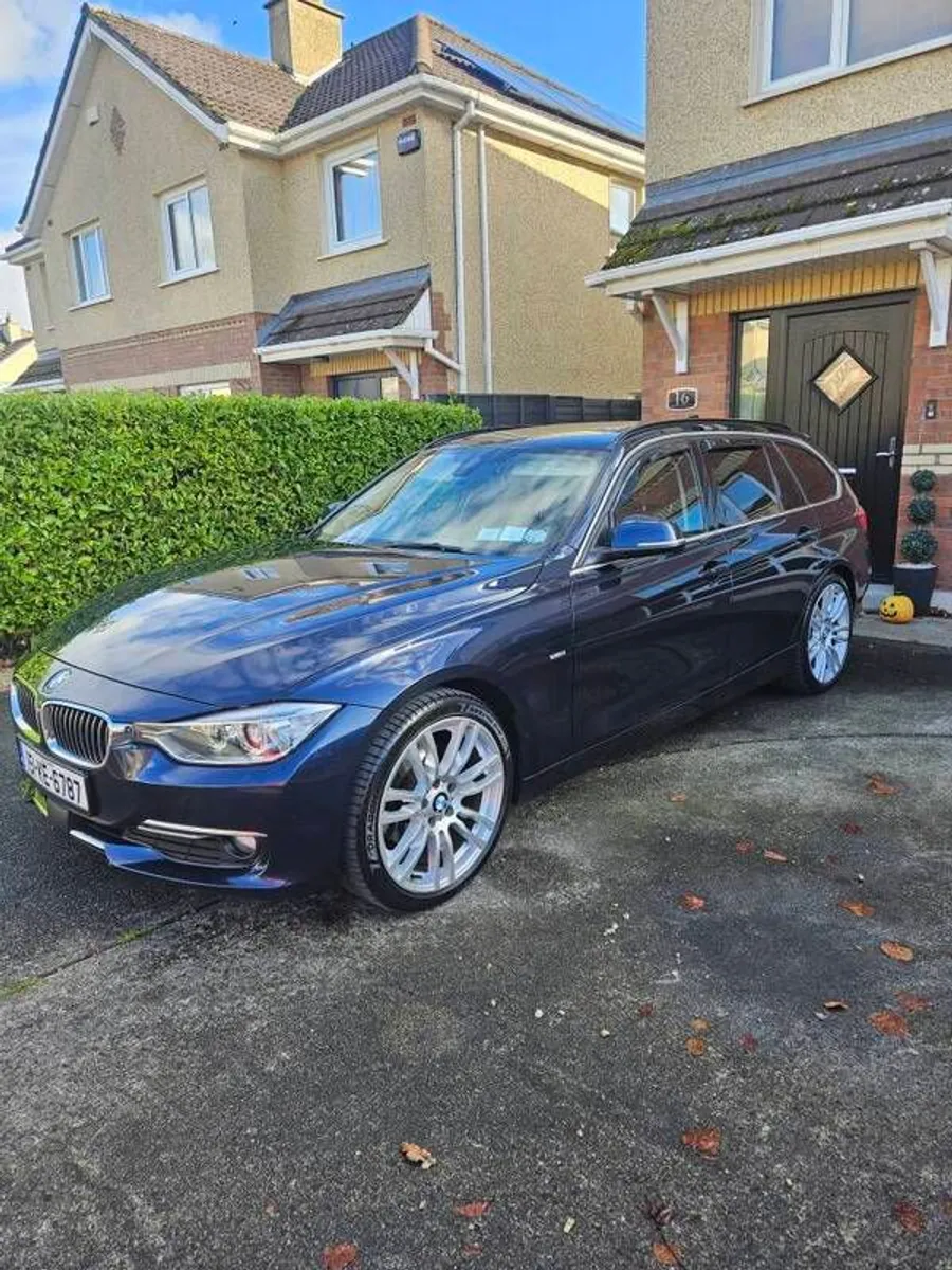 2015 Bmw 3-series - Image 2