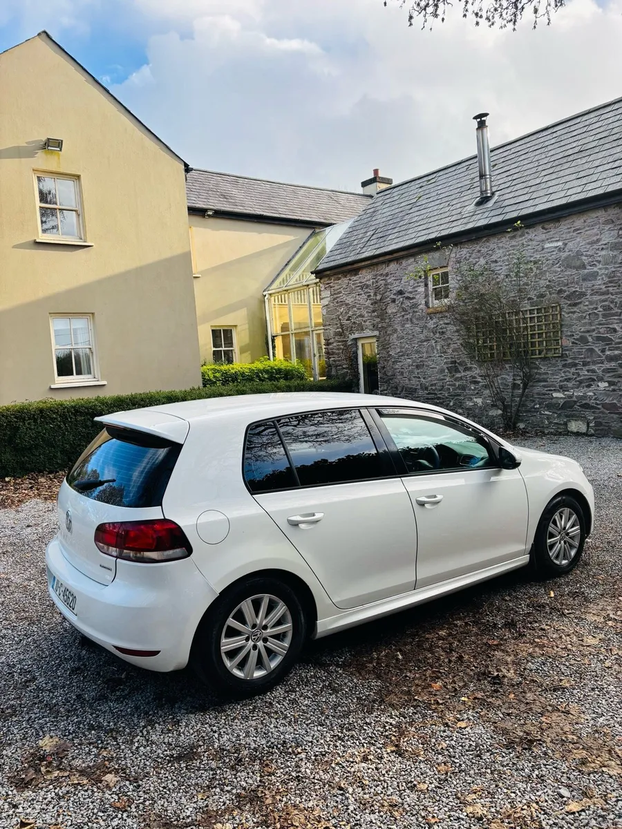 Volkswagen Golf 2010 1.6TDI - Image 3