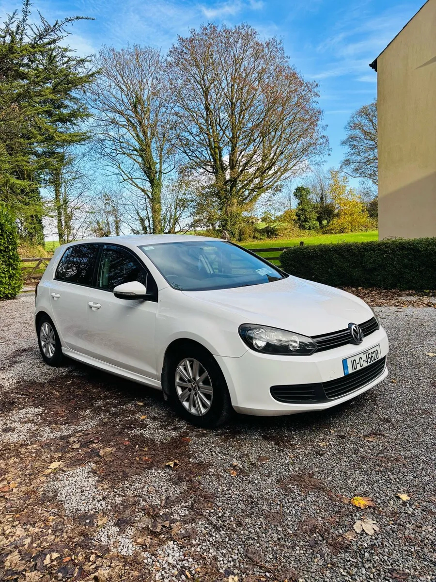 Volkswagen Golf 2010 1.6TDI - Image 4