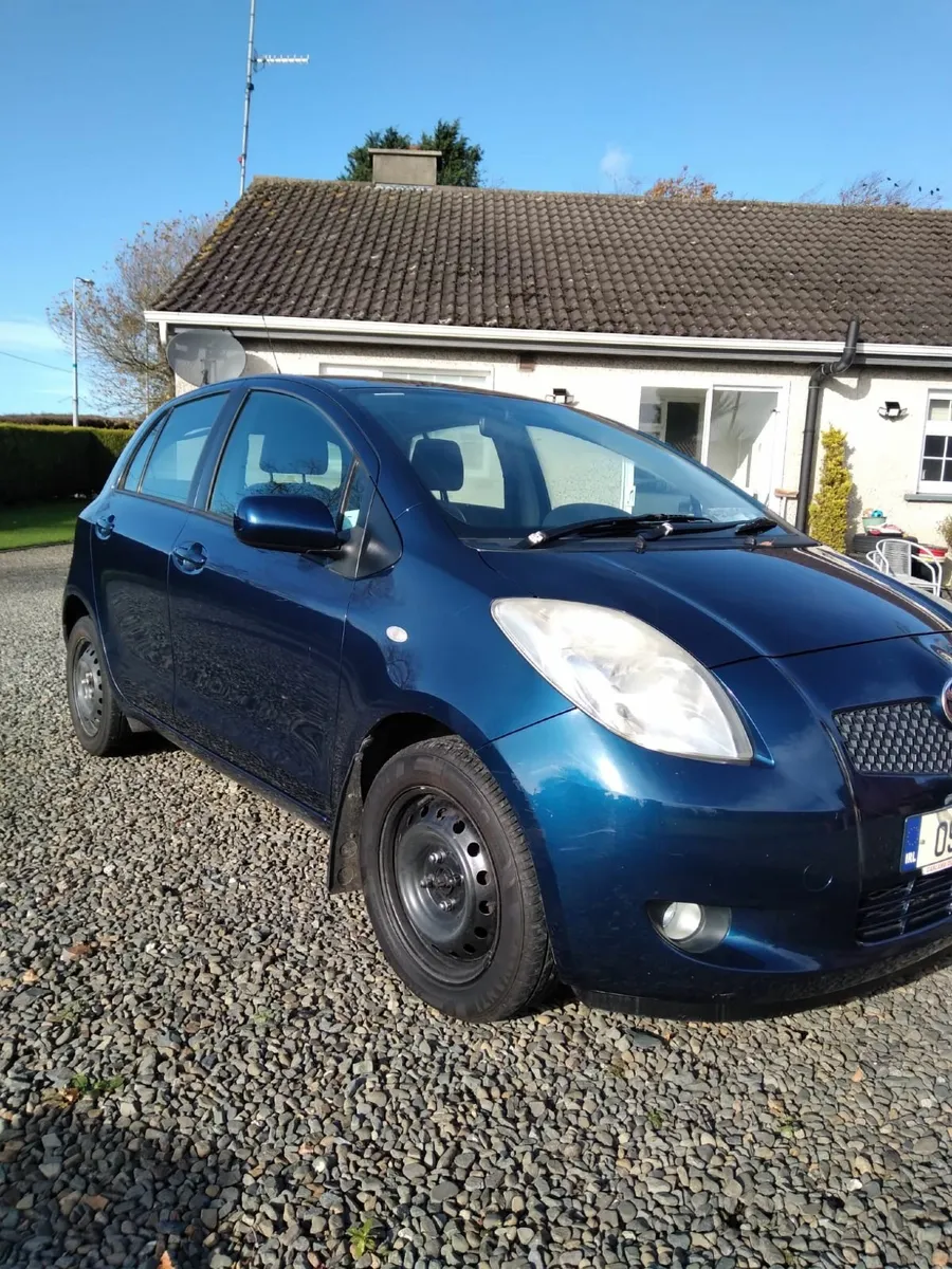 Toyota Yaris 2009 - Image 4