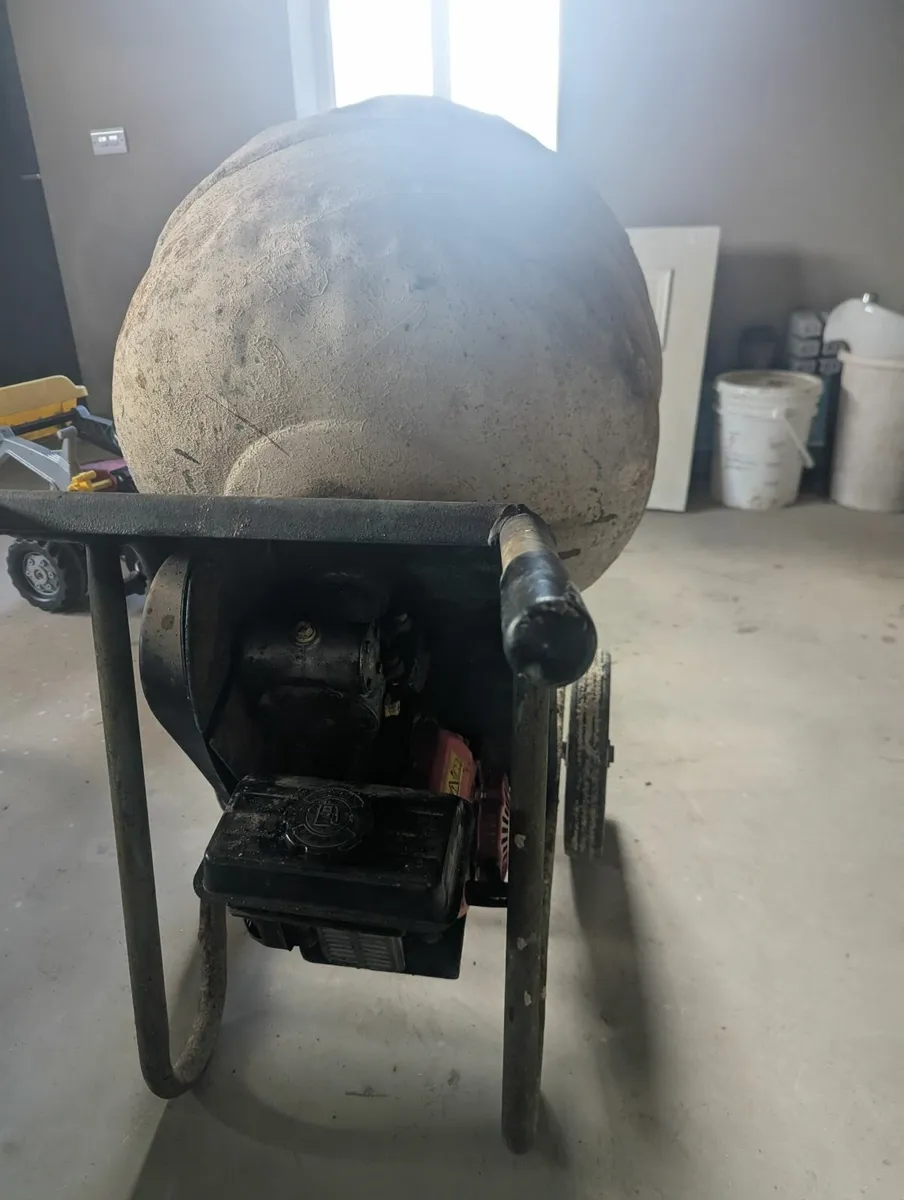 Petrol mixer - Image 1