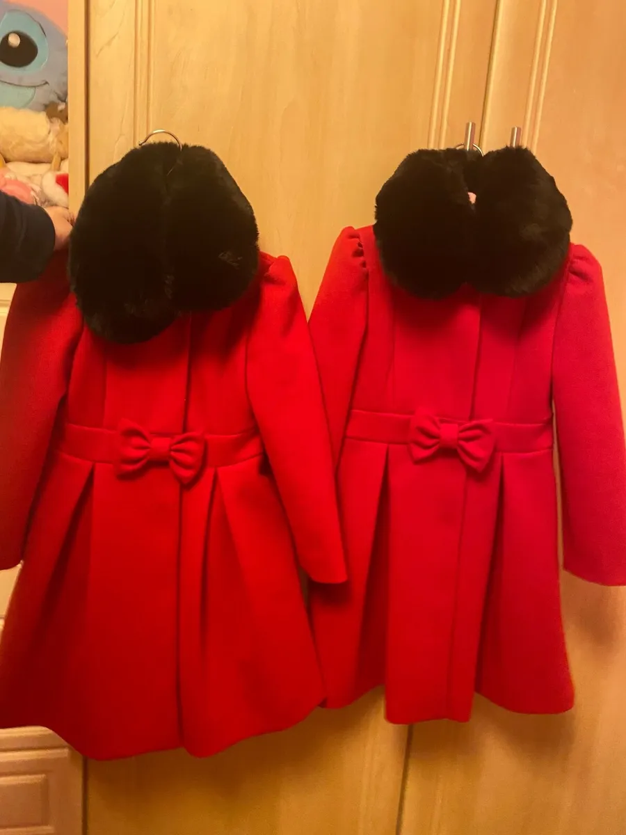 Girls coat - Image 2