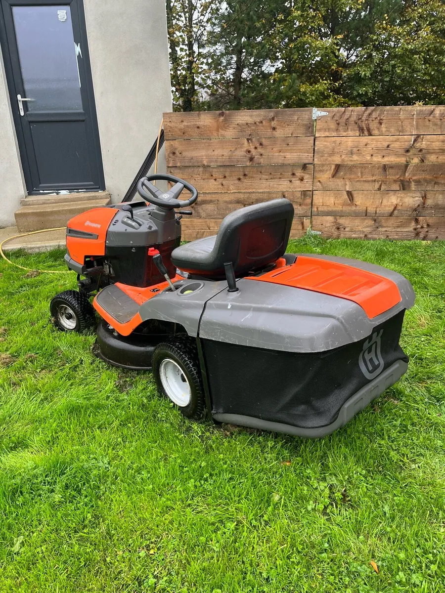 Hurqvarna Ride-On Lawn Mower - Image 3