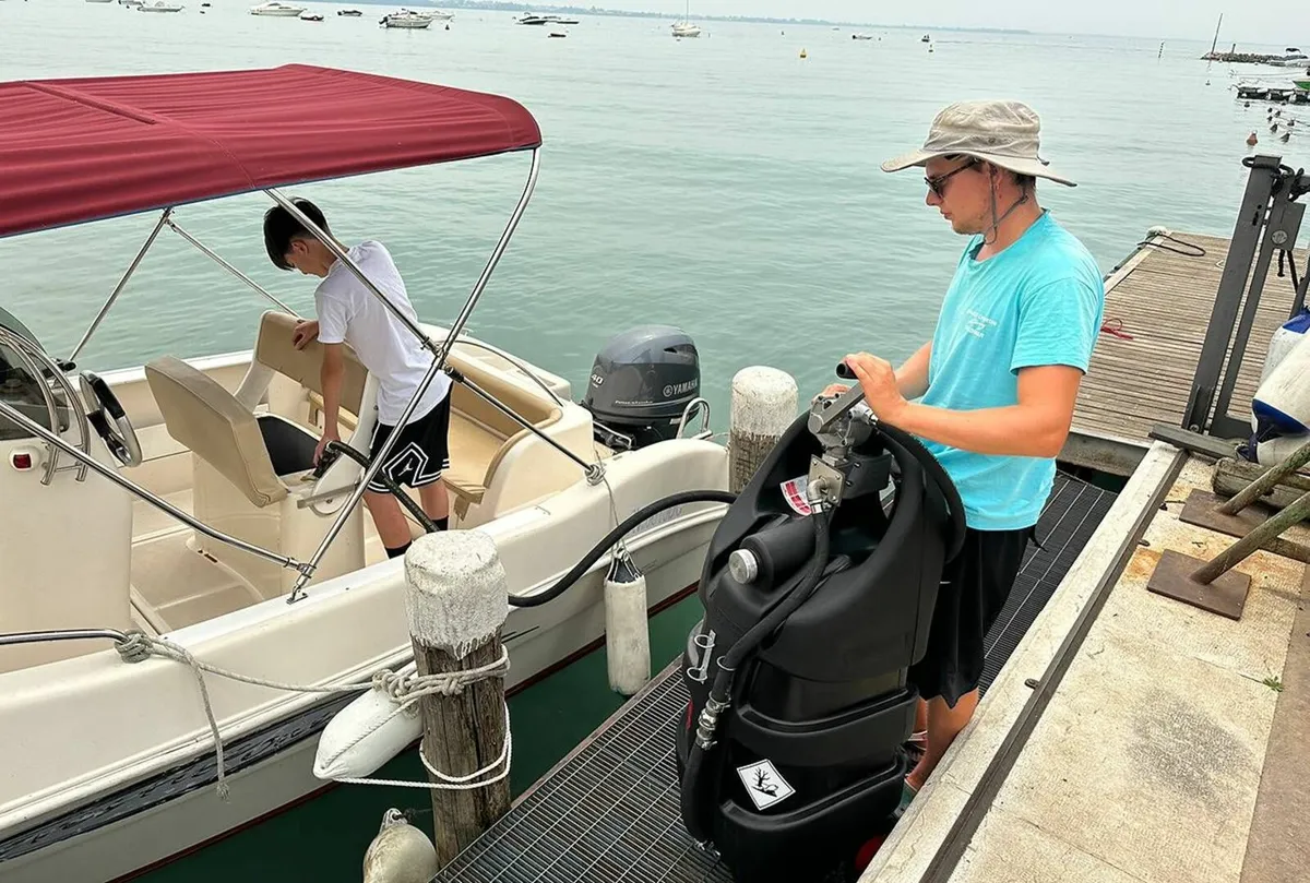 110 Litre Mobile Petrol Tank - Image 3