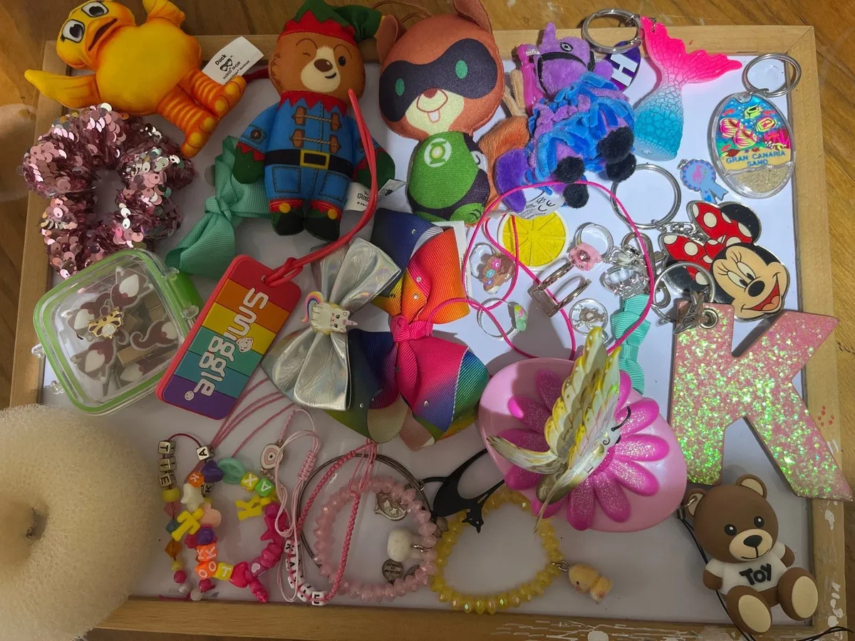 Bundle of accessories - Image 4