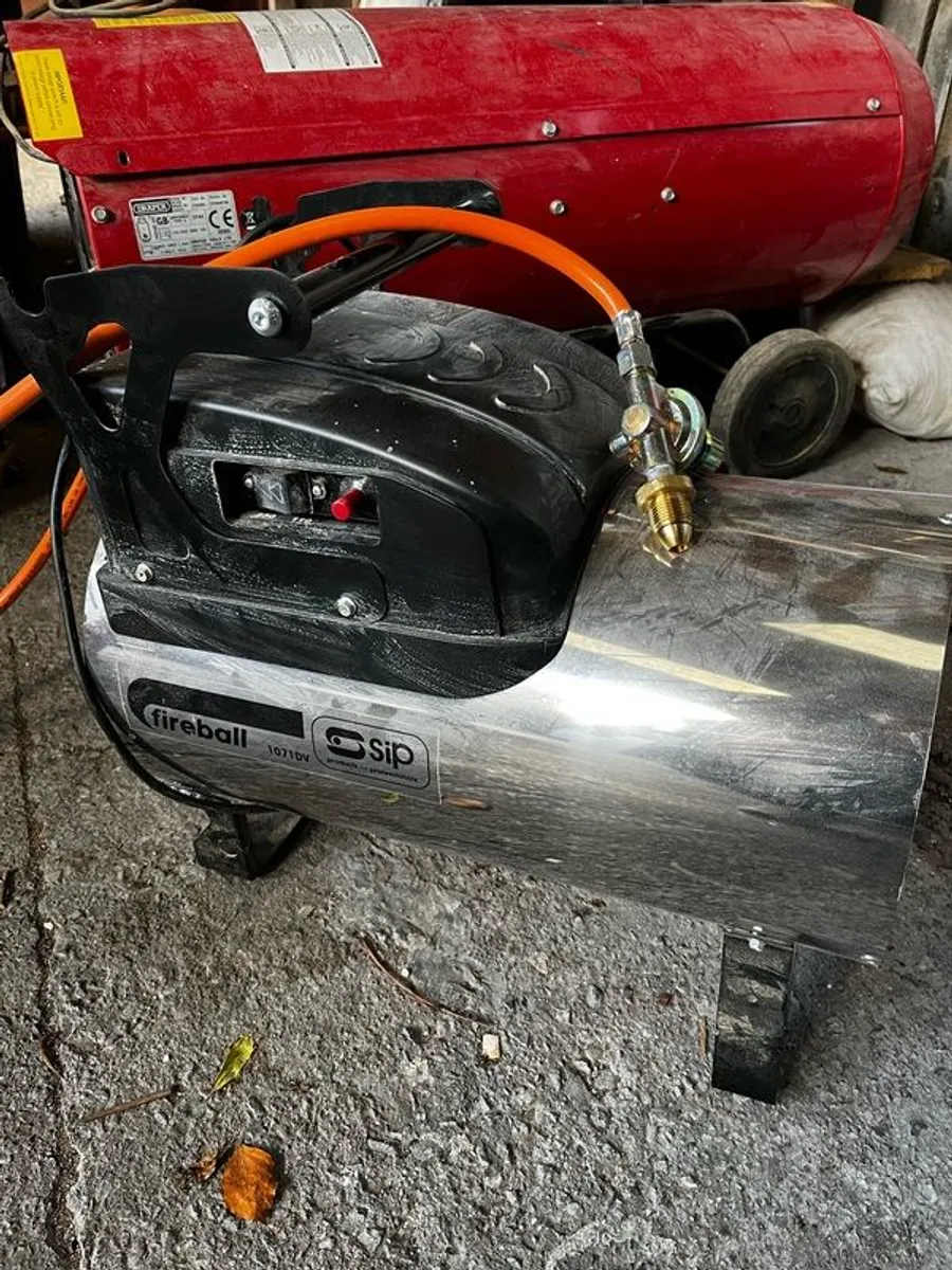 workshop heater - Image 1