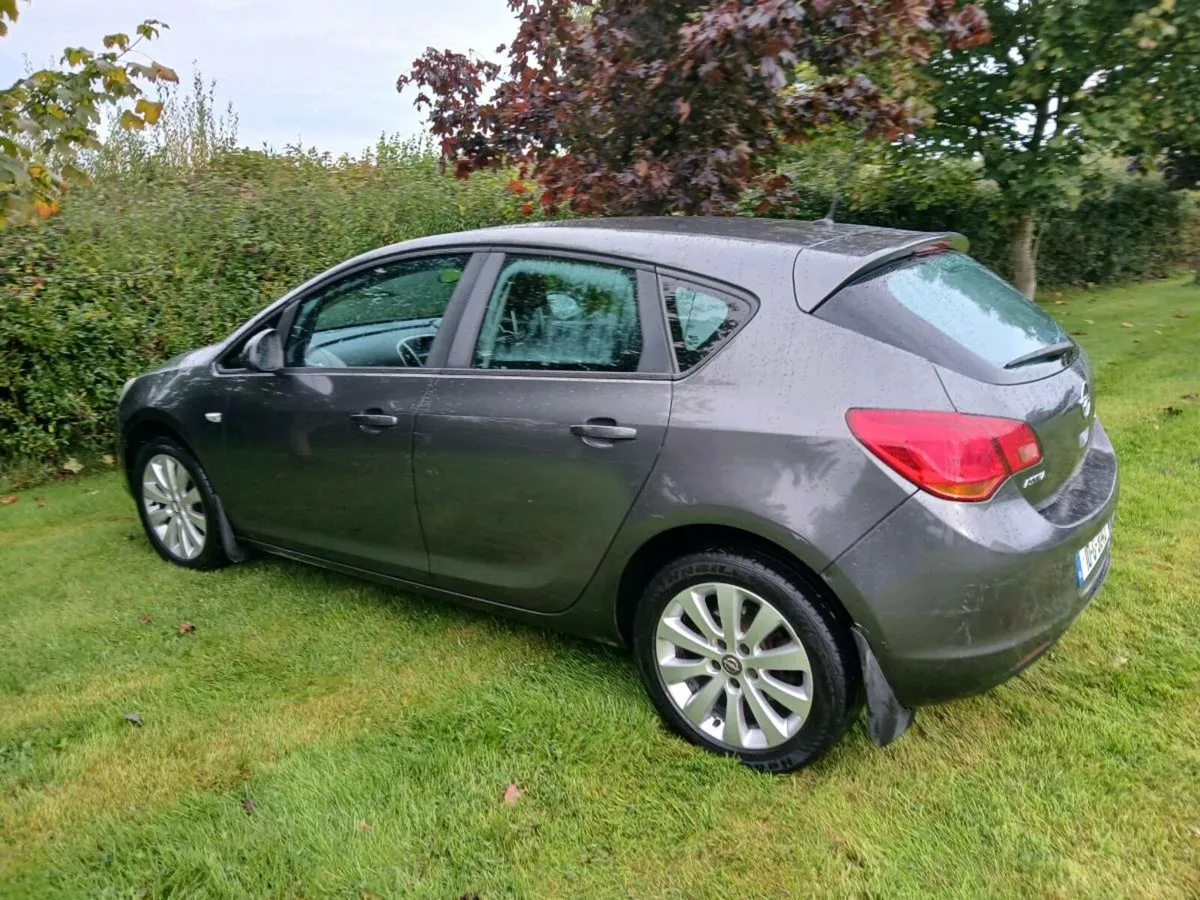 Opel Astra - Image 3