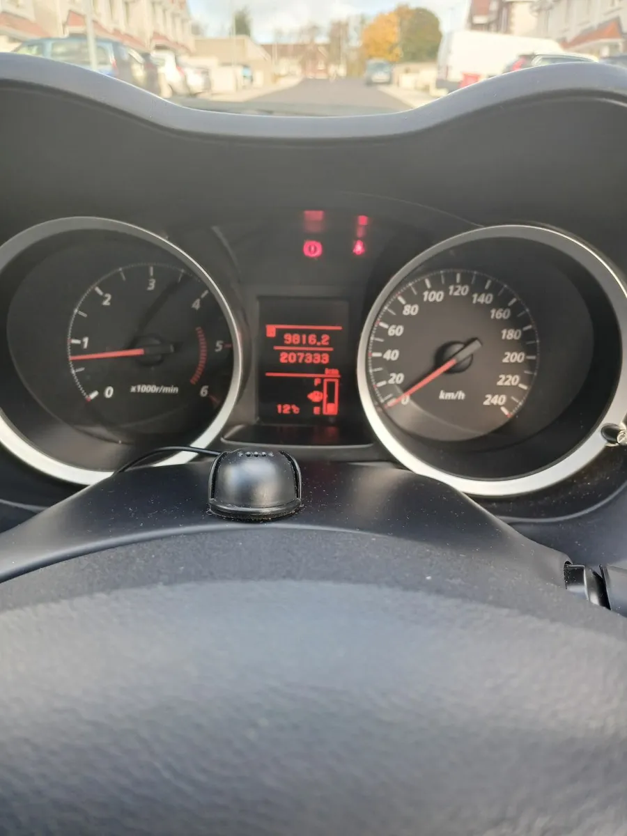 Mitsubishi Lancer 2011 - Image 1