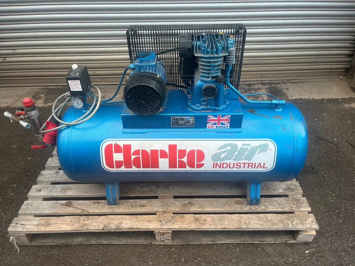 Air compressor - Image 4