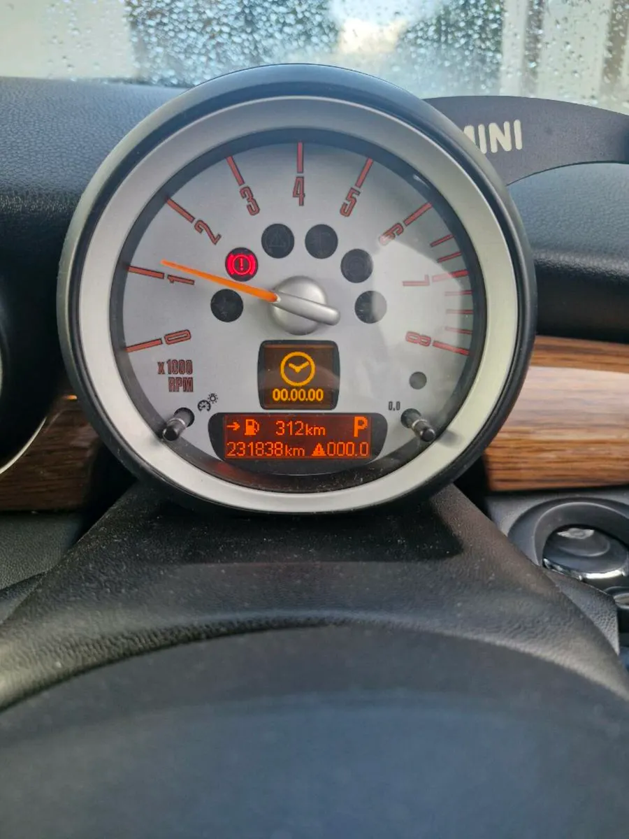 Mini cooper clubman Automatic with 14months NCT - Image 4