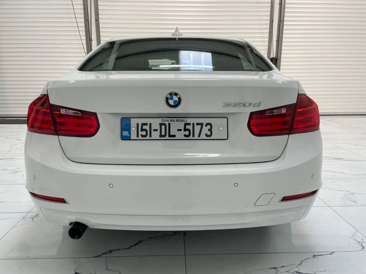 BMW 3-Series 2015 - Image 4