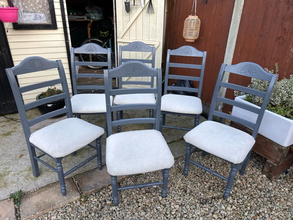 6 kitchen chairs - Image 1