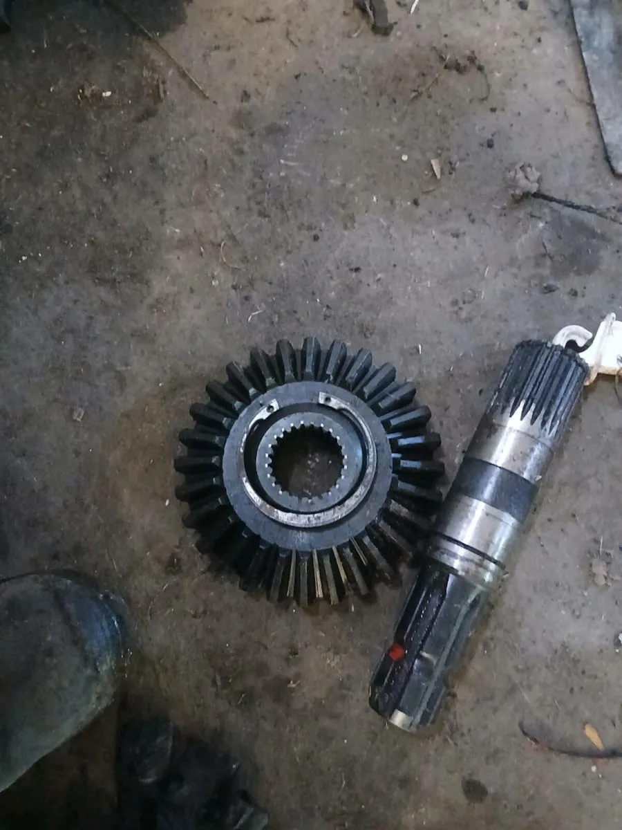 Rogelberg gear box parts - Image 1