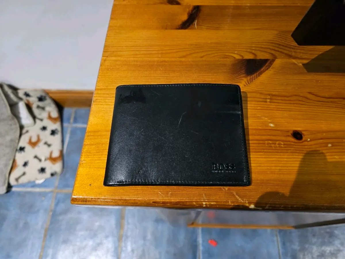 Hugo Boss Wallet - Image 1