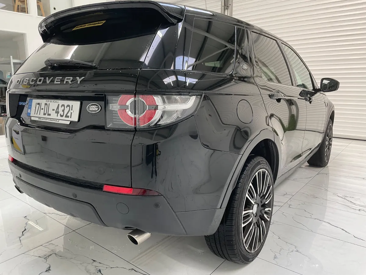 Land Rover Discovery Sport 2017 - Image 3