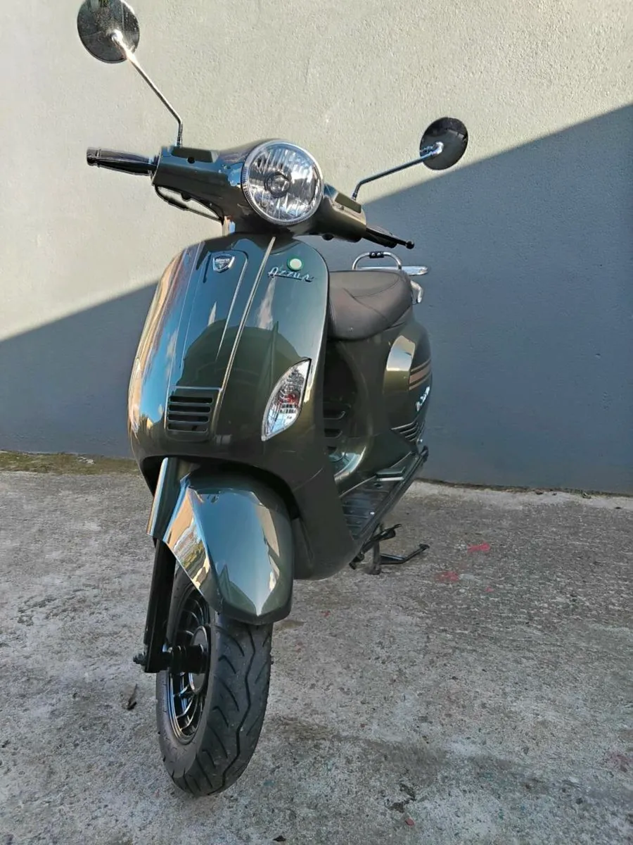 Neo Azzuro 504T  50cc Moped - Year 2000/ 5K Km - Image 2