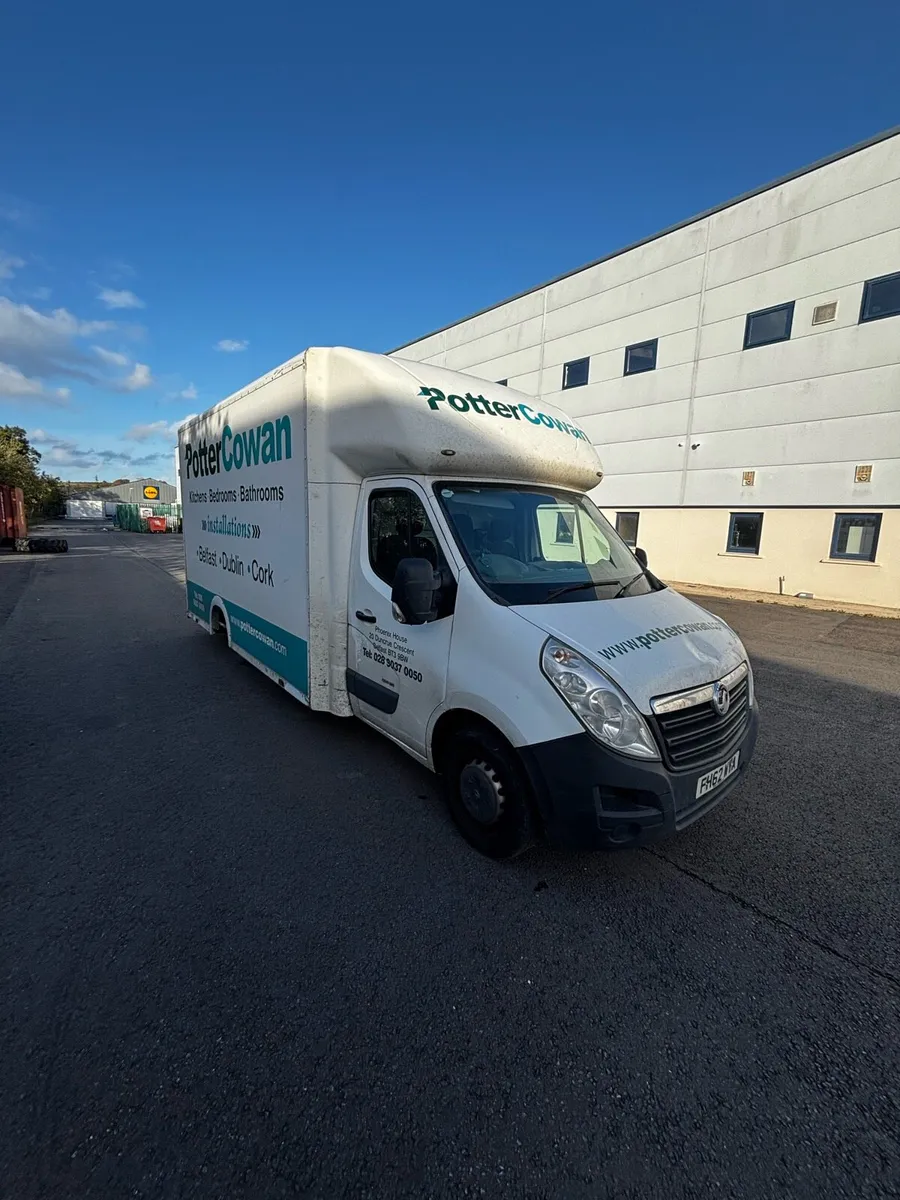 Vauxhall Box Van 3.5 Ton - Image 1