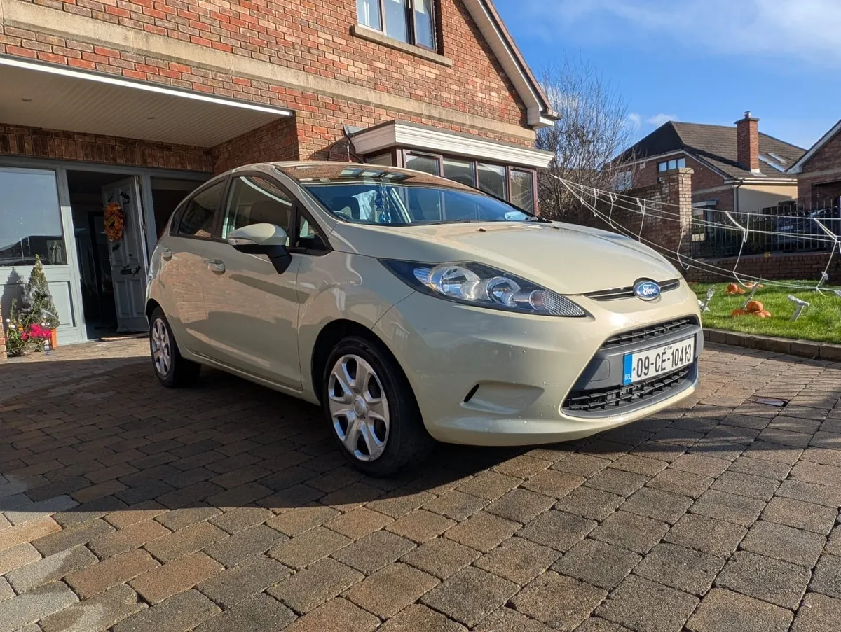 Ford Fiesta 1.2 petrol - Image 1
