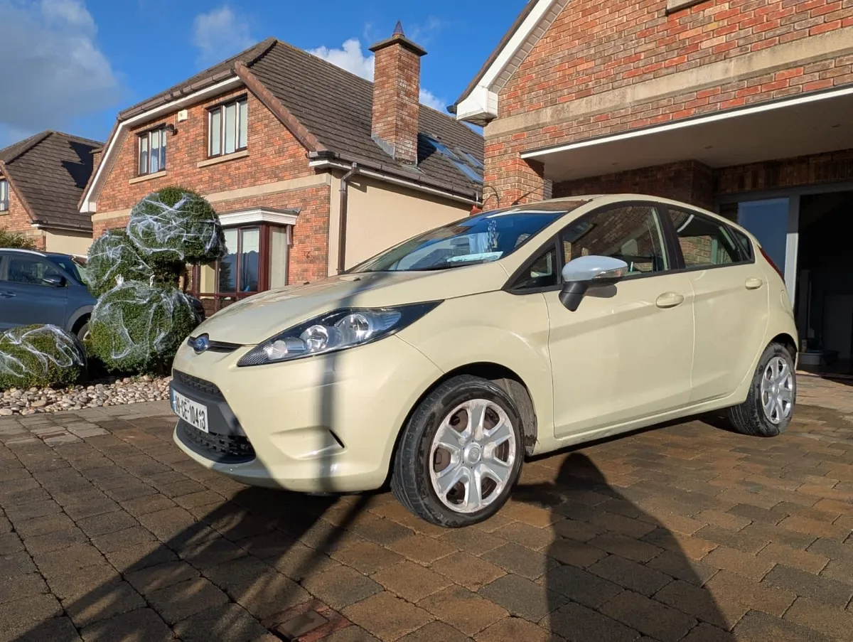 Ford Fiesta 1.2 petrol - Image 2