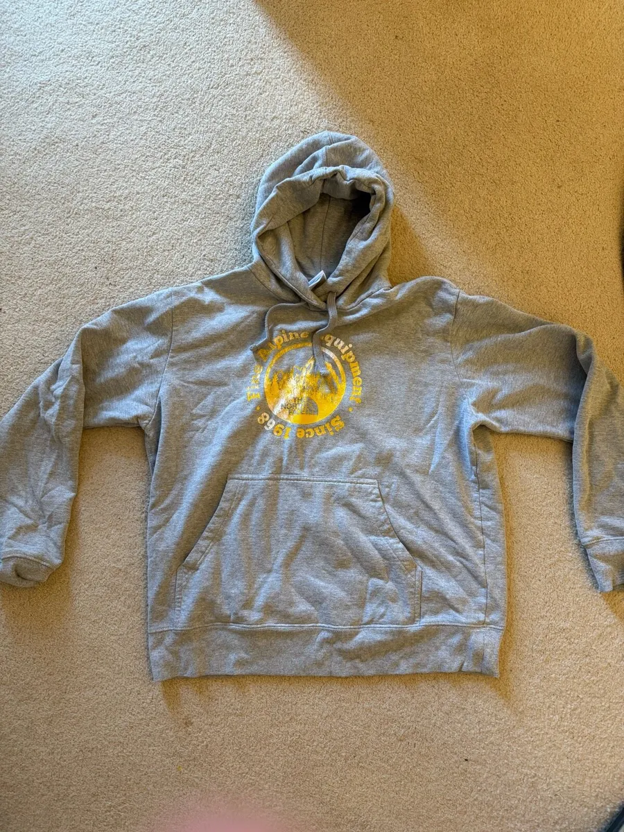 North Face Men’s Medium Hoodie - Image 1