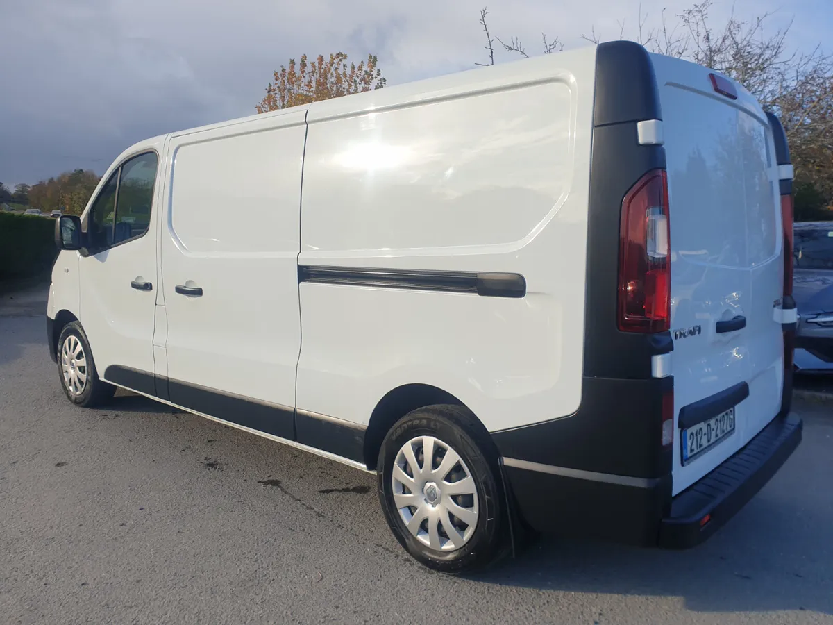 Renault Trafic 2021 - Image 3