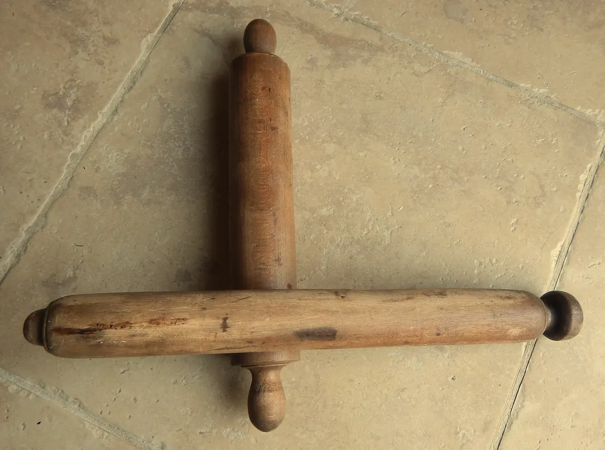 2 Vintage Wooden Rolling Pins - Image 3