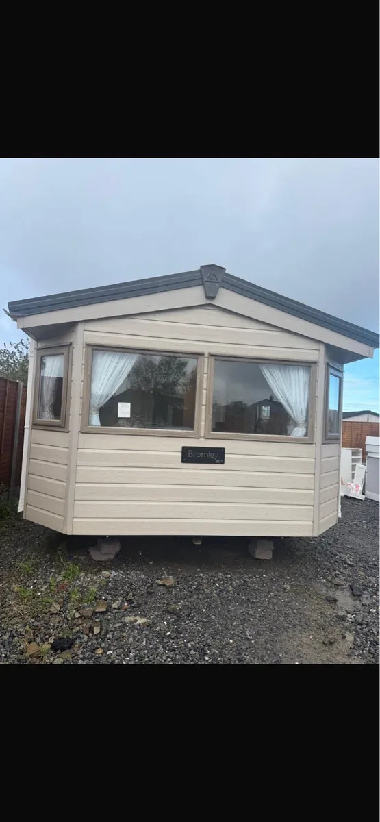 Mobile home delta Bromley 38 - 12.5 2023 - Image 1