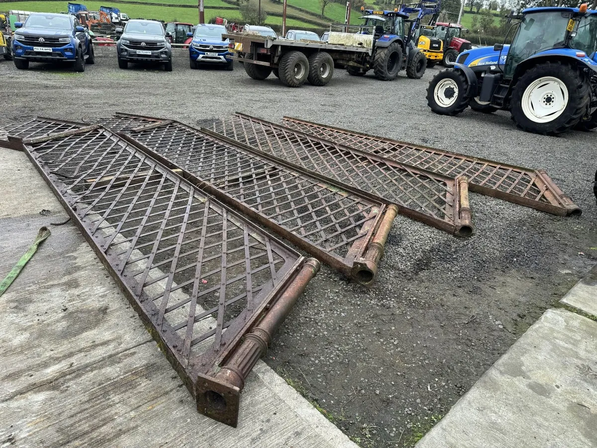 Victorian Railway Footbridge 36' - Image 4