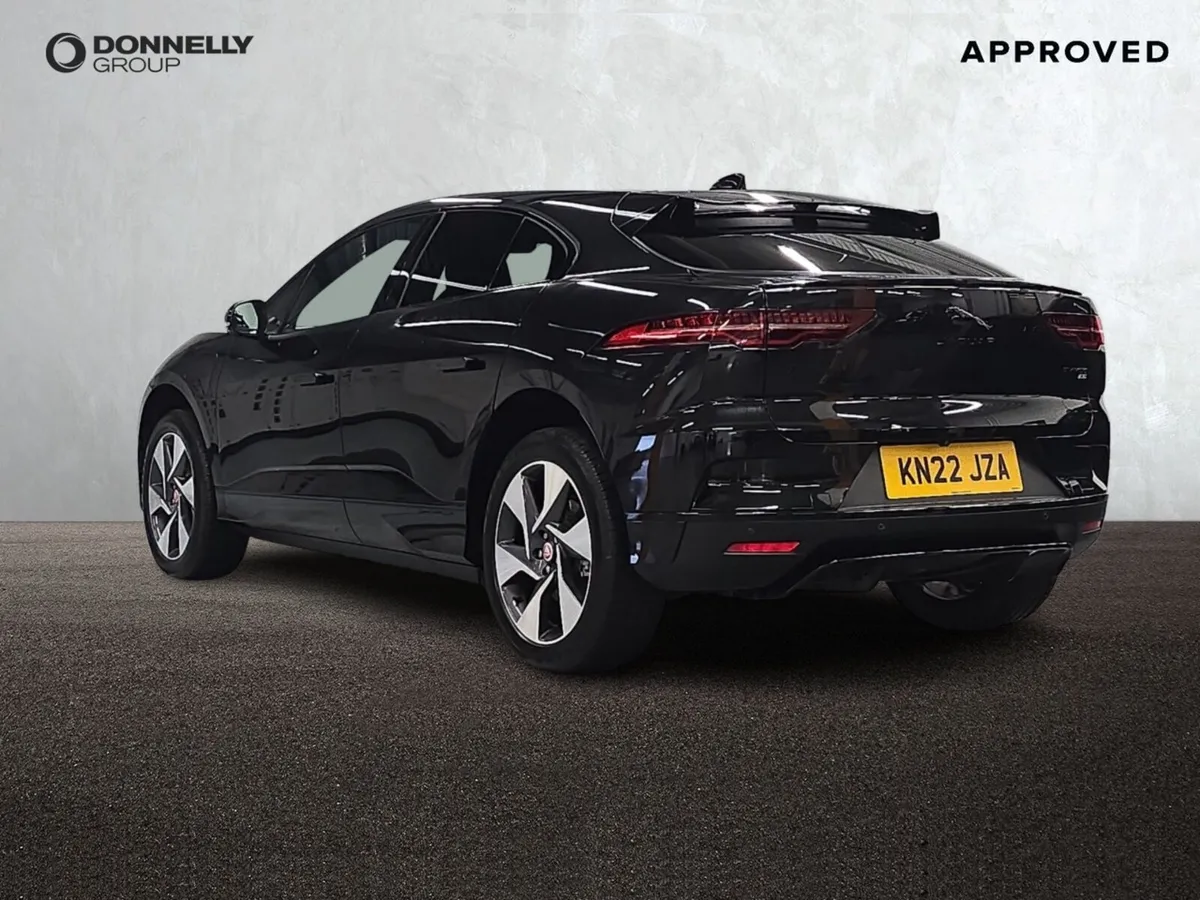 Jaguar I-PACE Estate Special Editions HSE Black - Image 2