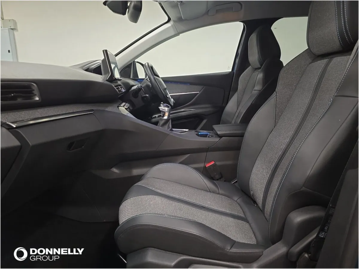 Peugeot 3008 Diesel Estate Allure Premium - Image 4
