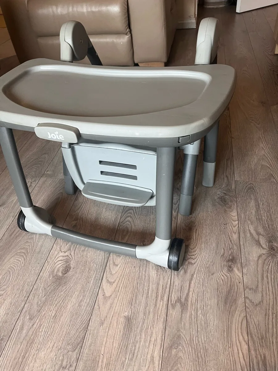 High chair - Image 2