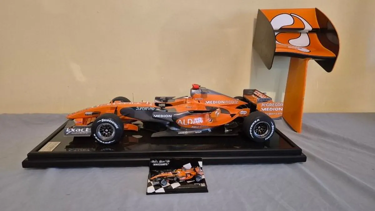 Spyker F1 formula 1 car 1:8 scale Amalgam model - Image 1