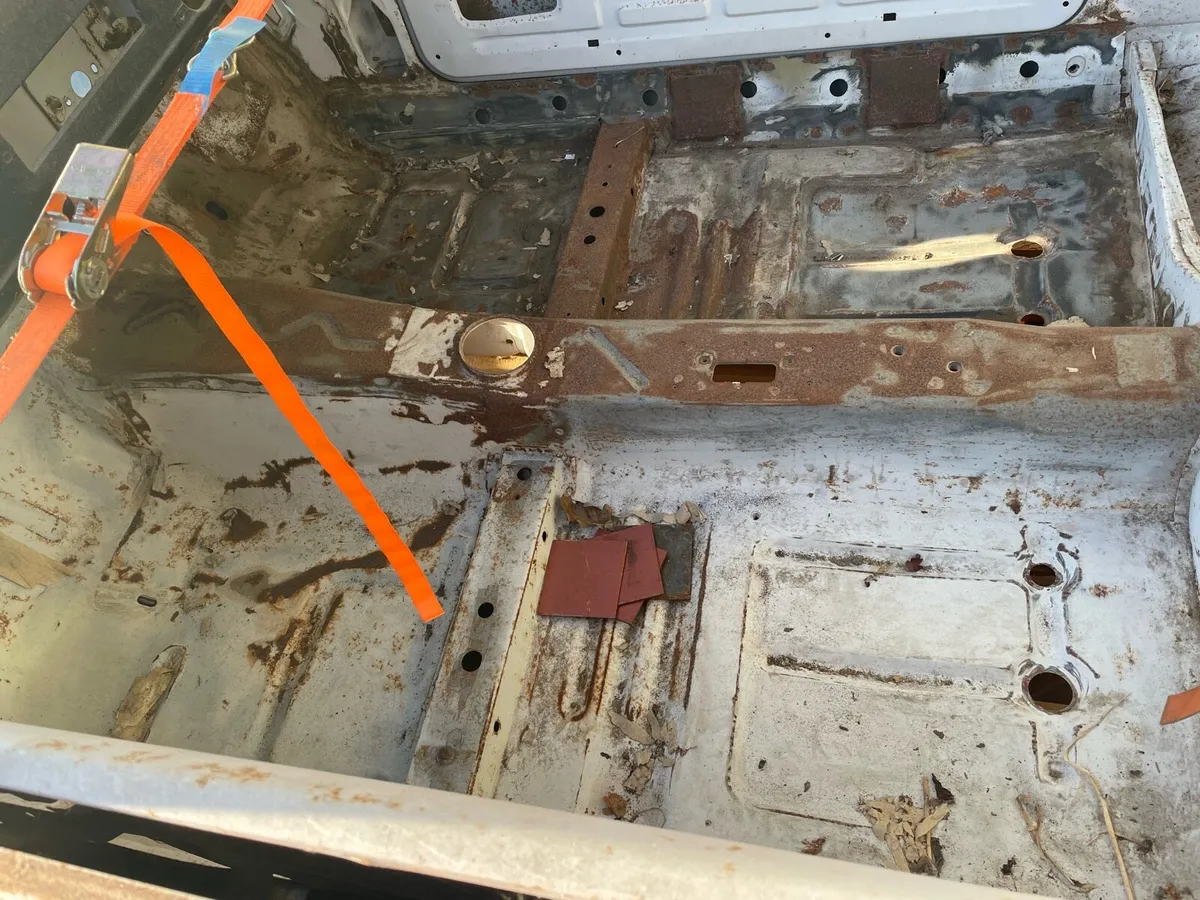 Ford Escort MK2 Shell - Image 4