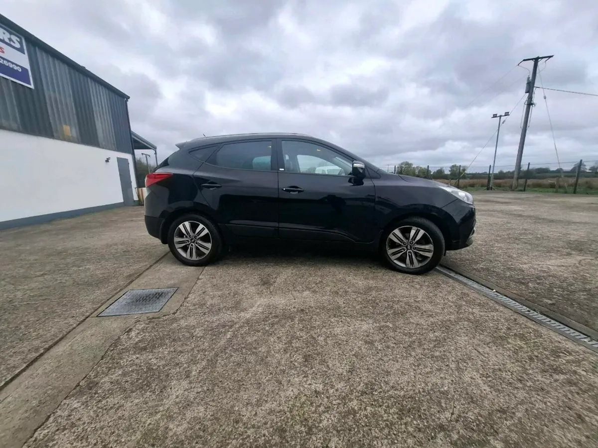 HYUNDAI IX 35 - Image 2