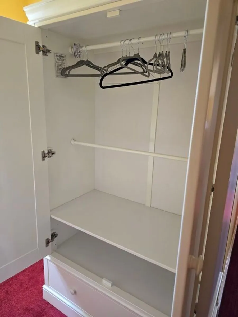 baby Nursery furniture - Image 4