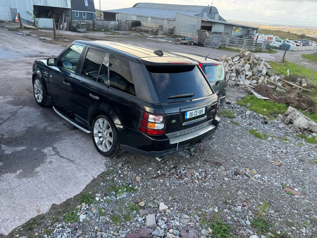 Range Rover HSE SPORT  V6 Crew Cab 333 Tax - Image 3