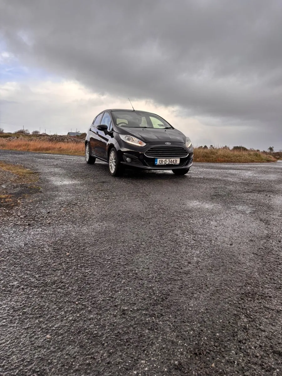 Ford Fiesta 2013 - Image 1